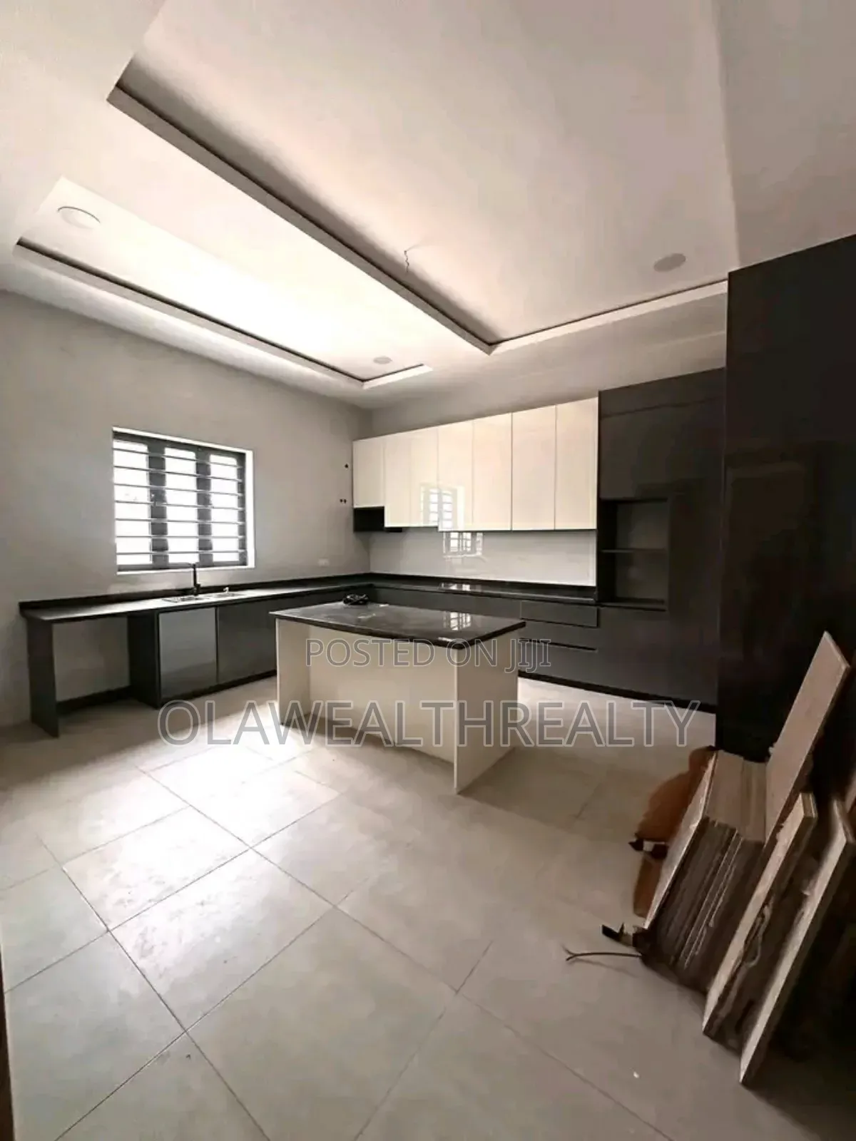7bdrm Duplex in Gwarinpa for sale in Gwarinpa