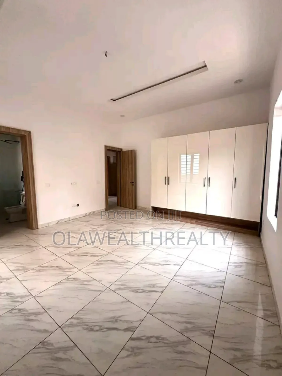 7bdrm Duplex in Gwarinpa for sale in Gwarinpa