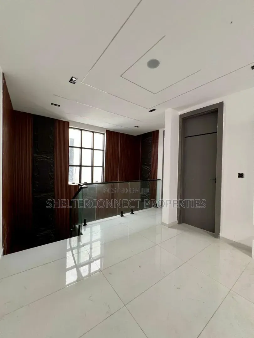 5bdrm Duplex in Ikoyi S.W for sale in Ikoyi S.W