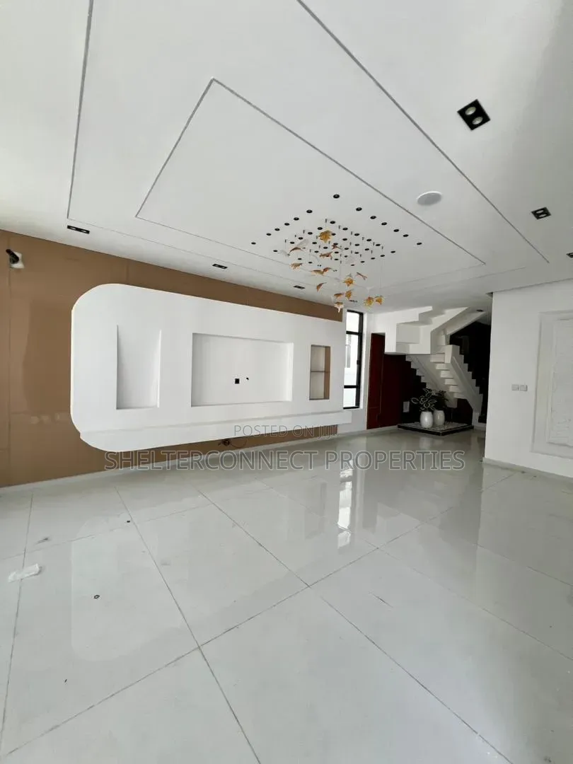 5bdrm Duplex in Ikoyi S.W for sale in Ikoyi S.W