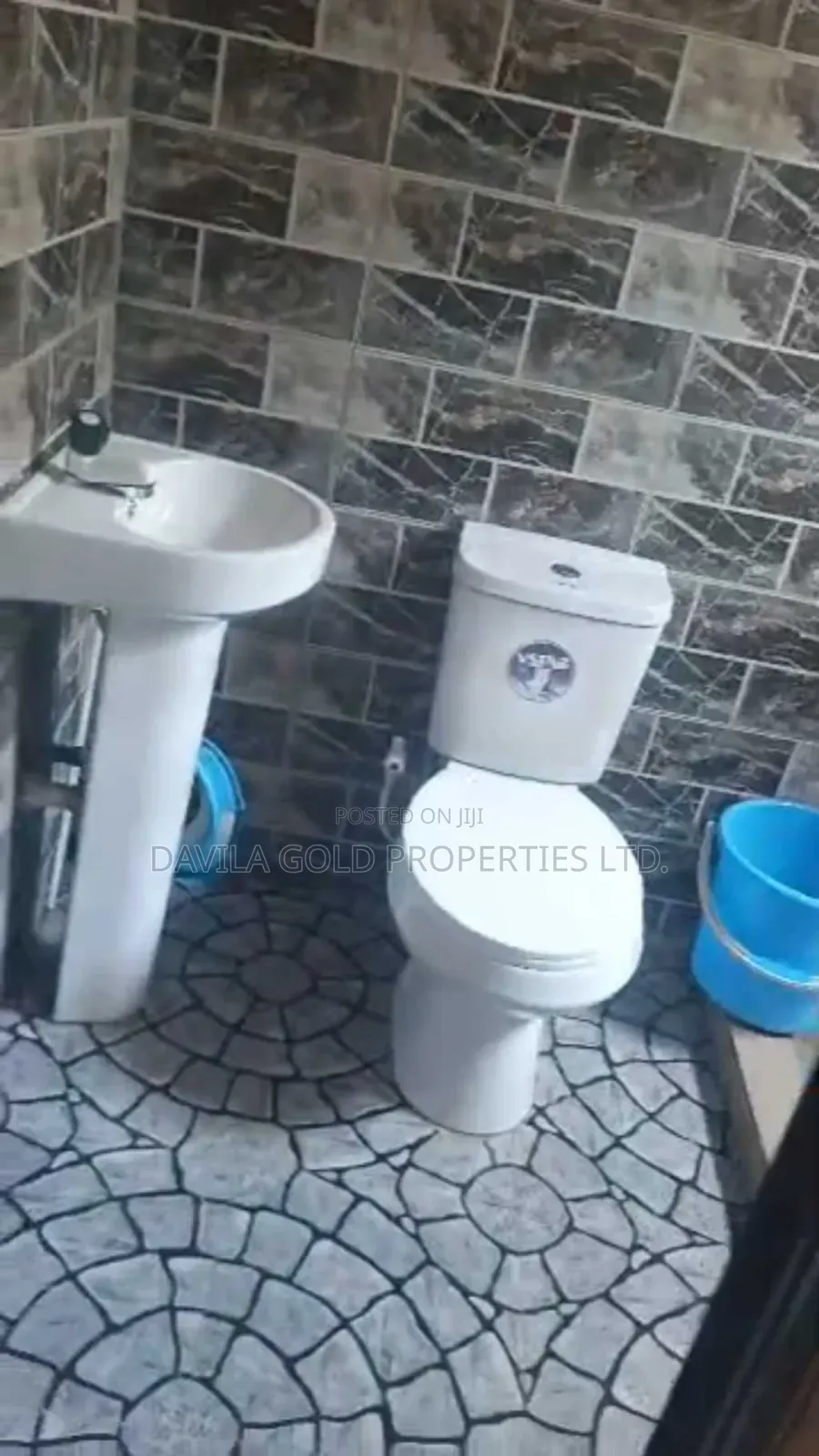 3bdrm Bungalow in Benin City for sale in Benin City