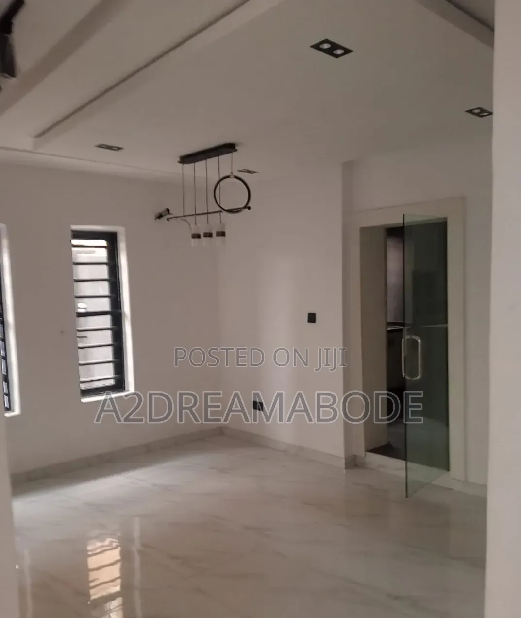 5bdrm Duplex in Magodo Phase 2 Gra for sale in GRA Phase 2 Shangisha