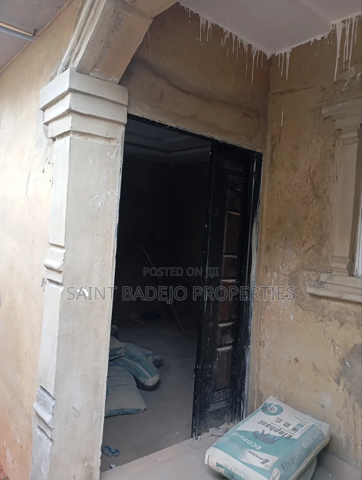 1bdrm Block of Flats in Ewu-Agbo Area, Gberigbe for rent in Gberigbe