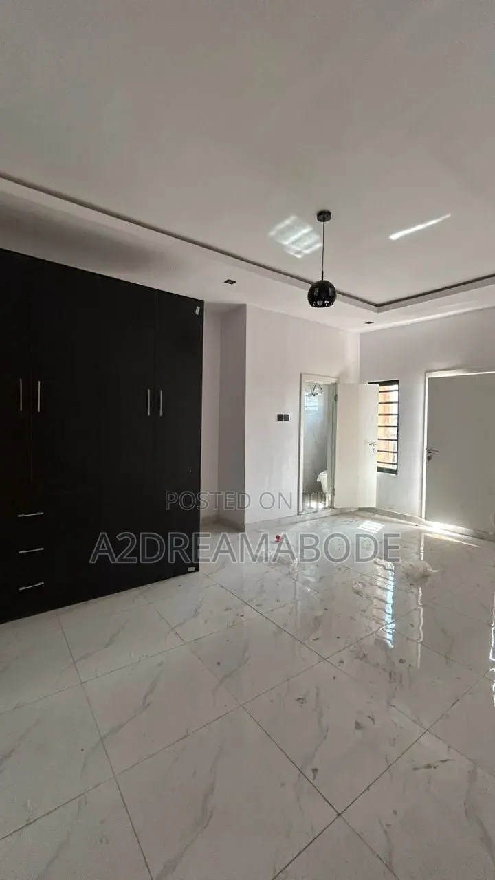 4bdrm Duplex in Ogudu Gra for rent in Ogudu GRA