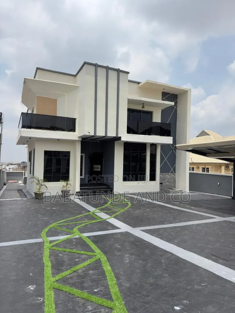 4bdrm Duplex in Calton Gate Estate, Akobo for sale in Akobo