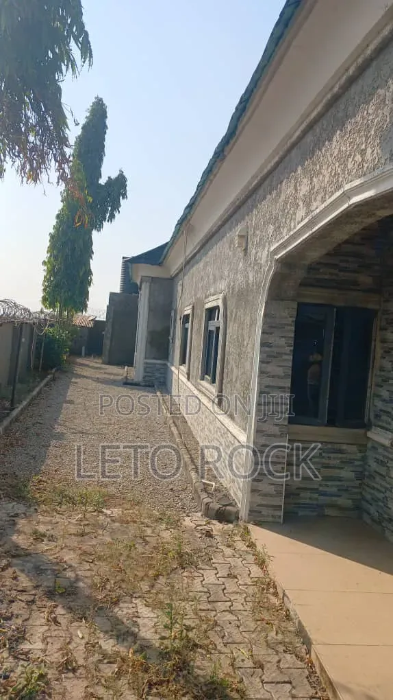 3bdrm Bungalow in Near Dorben, Kuduru for sale in Kuduru