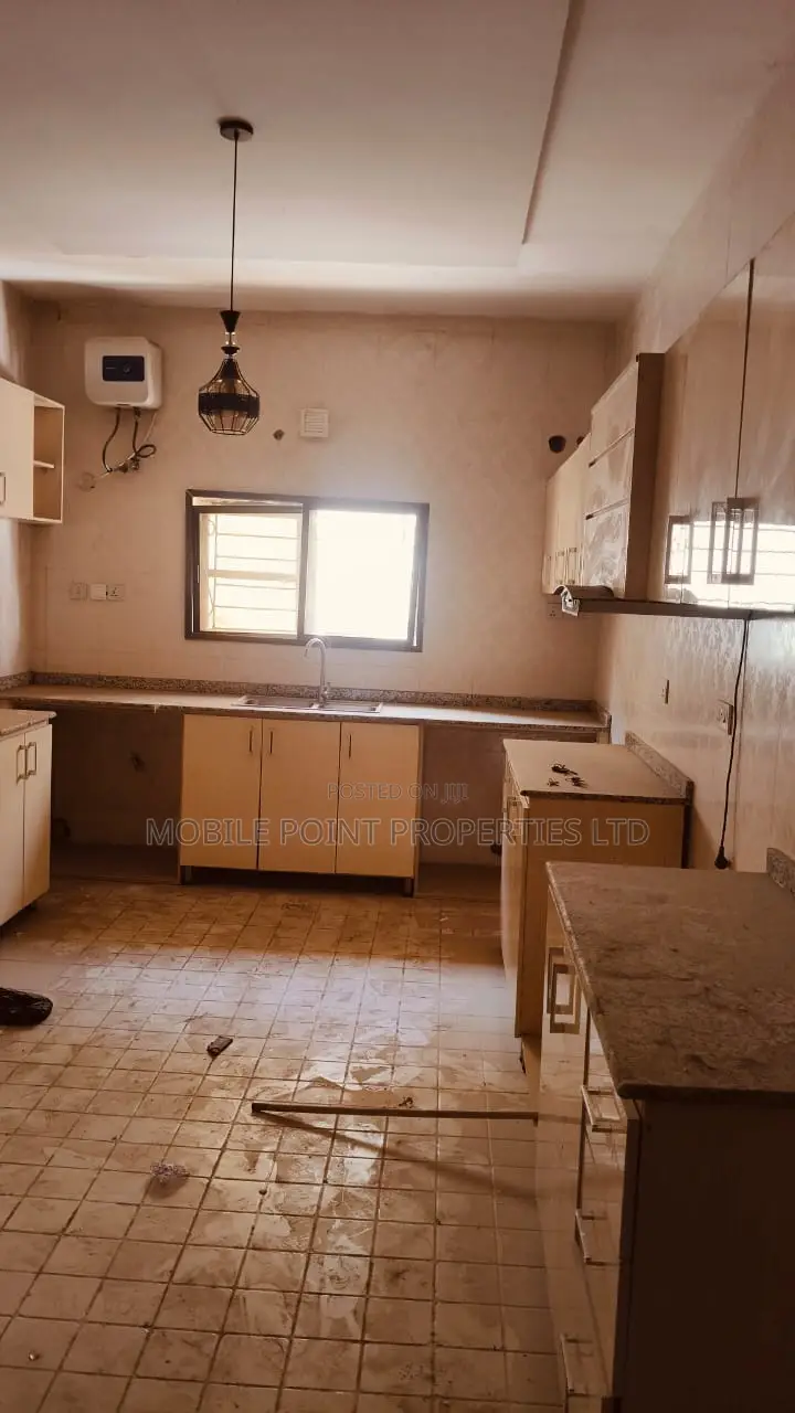 Furnished 4bdrm Duplex in Apo Resettlement for rent in Apo Resettlement