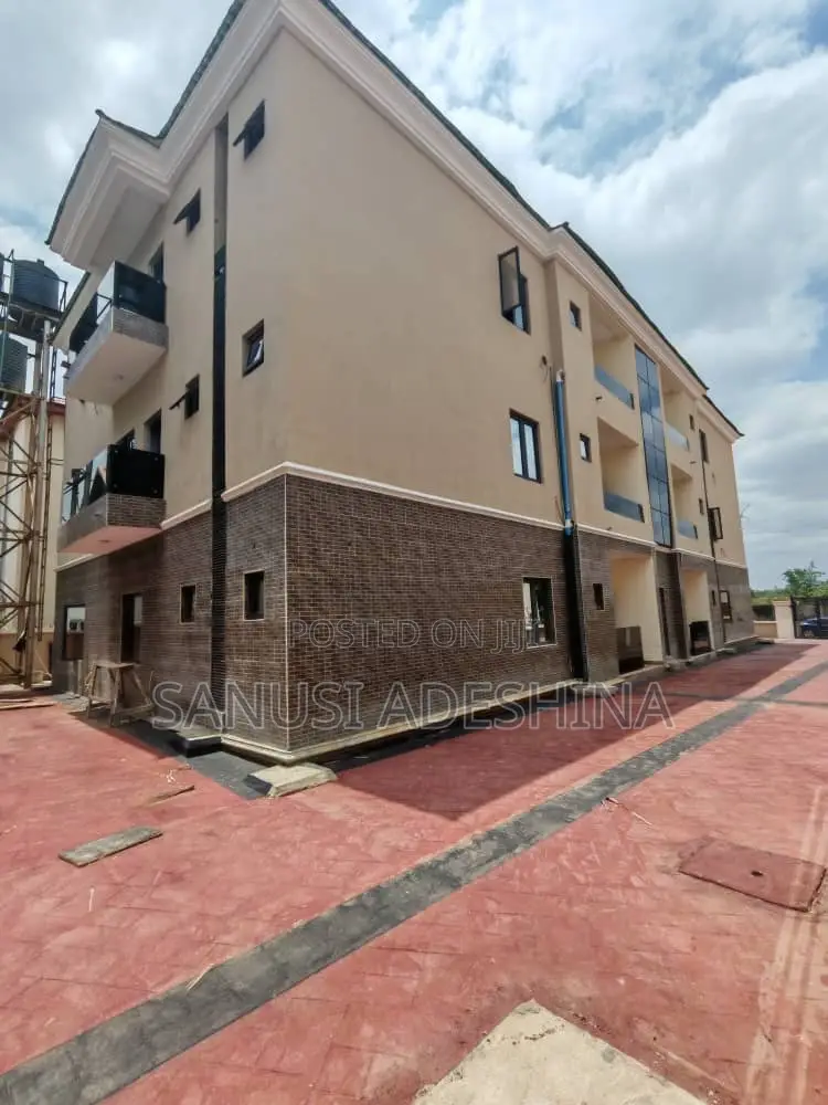 3bdrm Block of Flats in Mabushi Fct Abuja for sale in Mabushi
