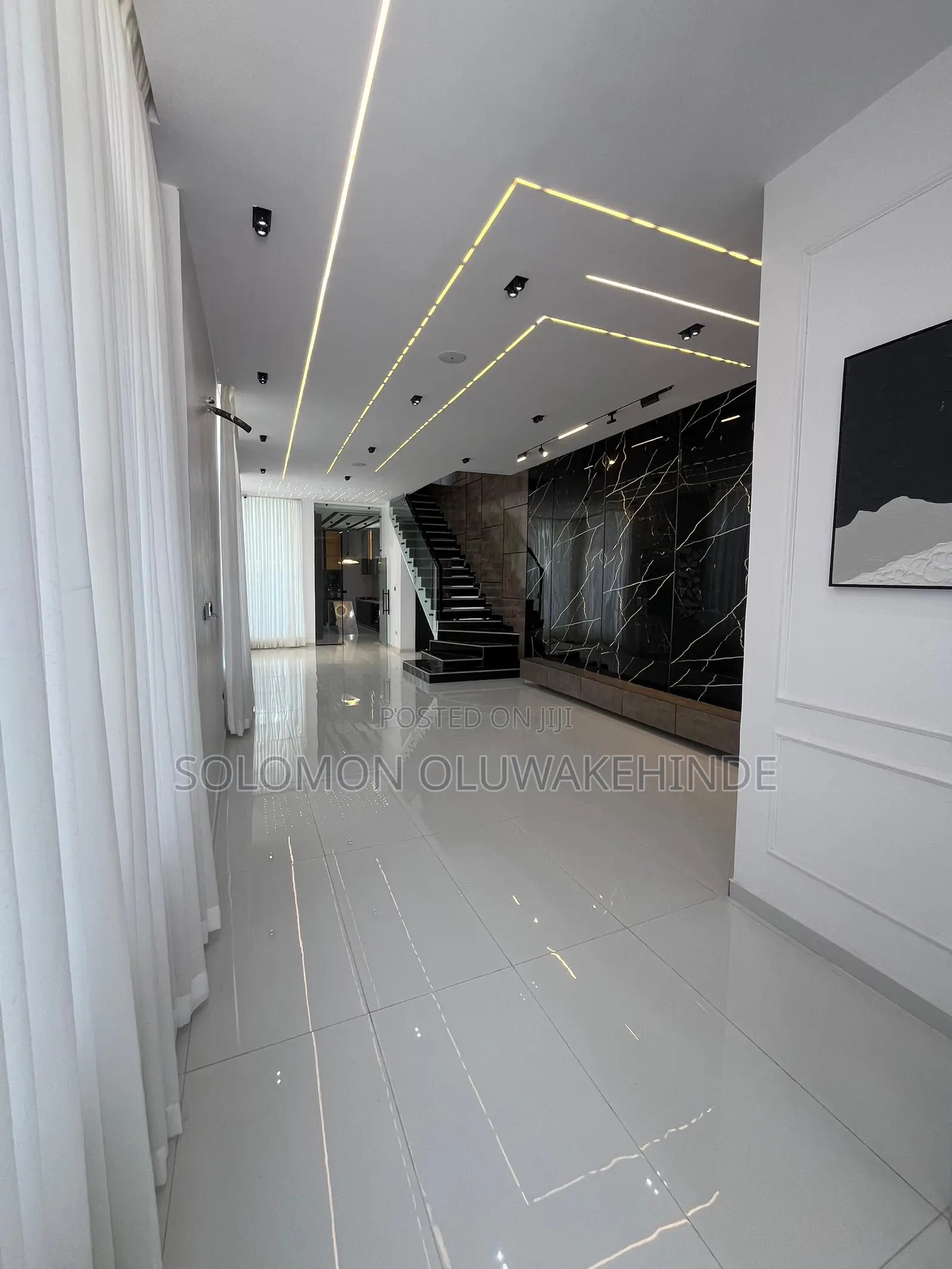 5bdrm Duplex in Ikota for sale in Ikota