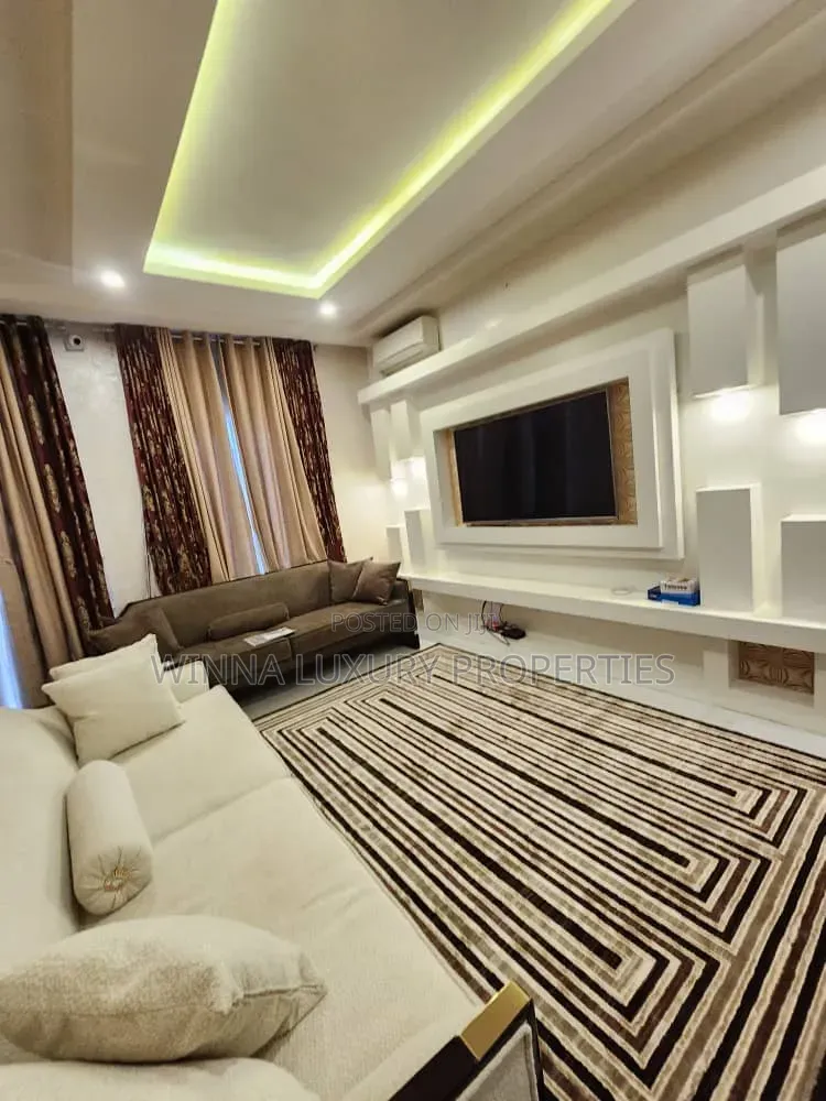 Furnished 4bdrm Townhouse / Terrace in Guzape for rent in Guzape District