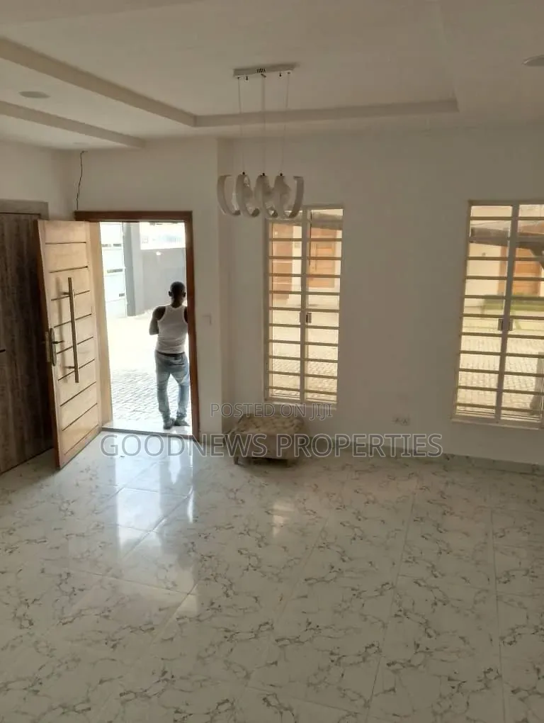 4bdrm Duplex in Lucky Luxury Home, Ajah for sale in Ajah
