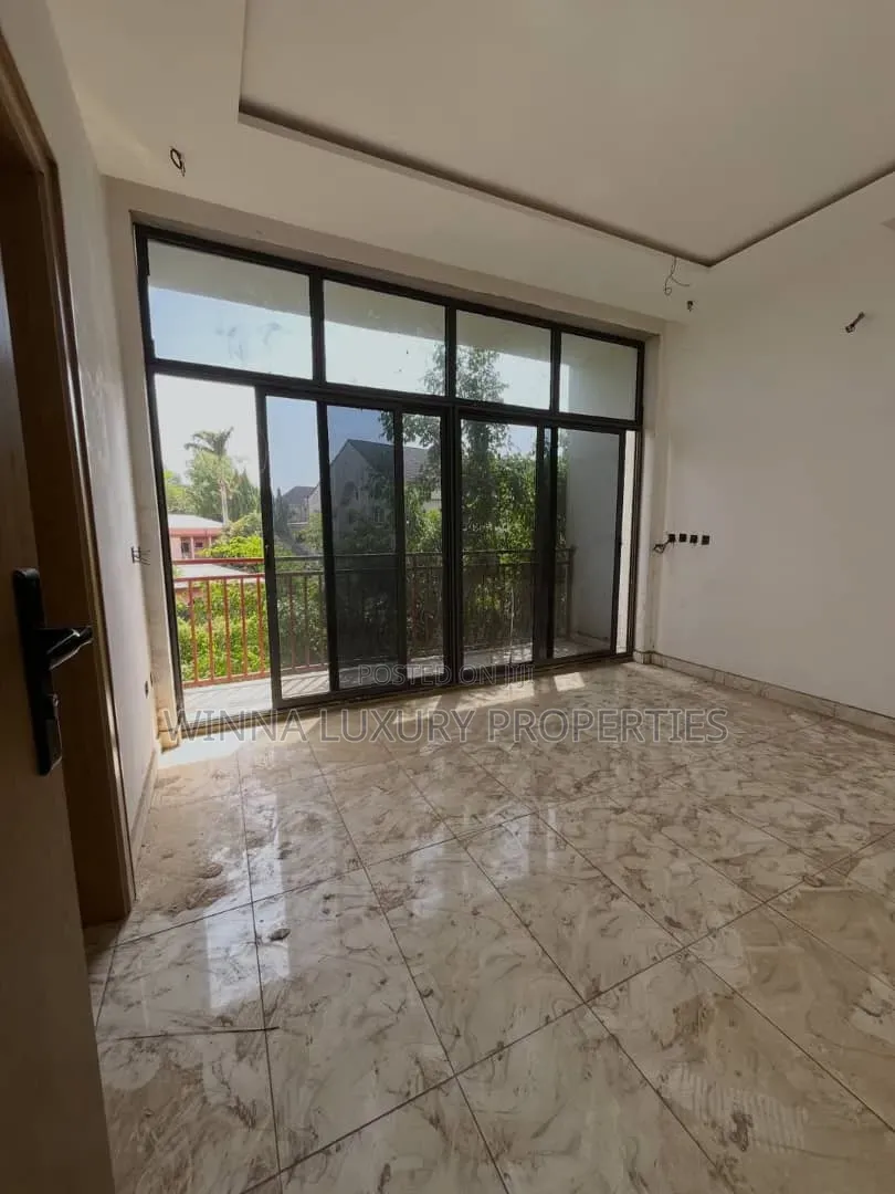 3bdrm Apartment in Wuse 2 for sale in Wuse 2
