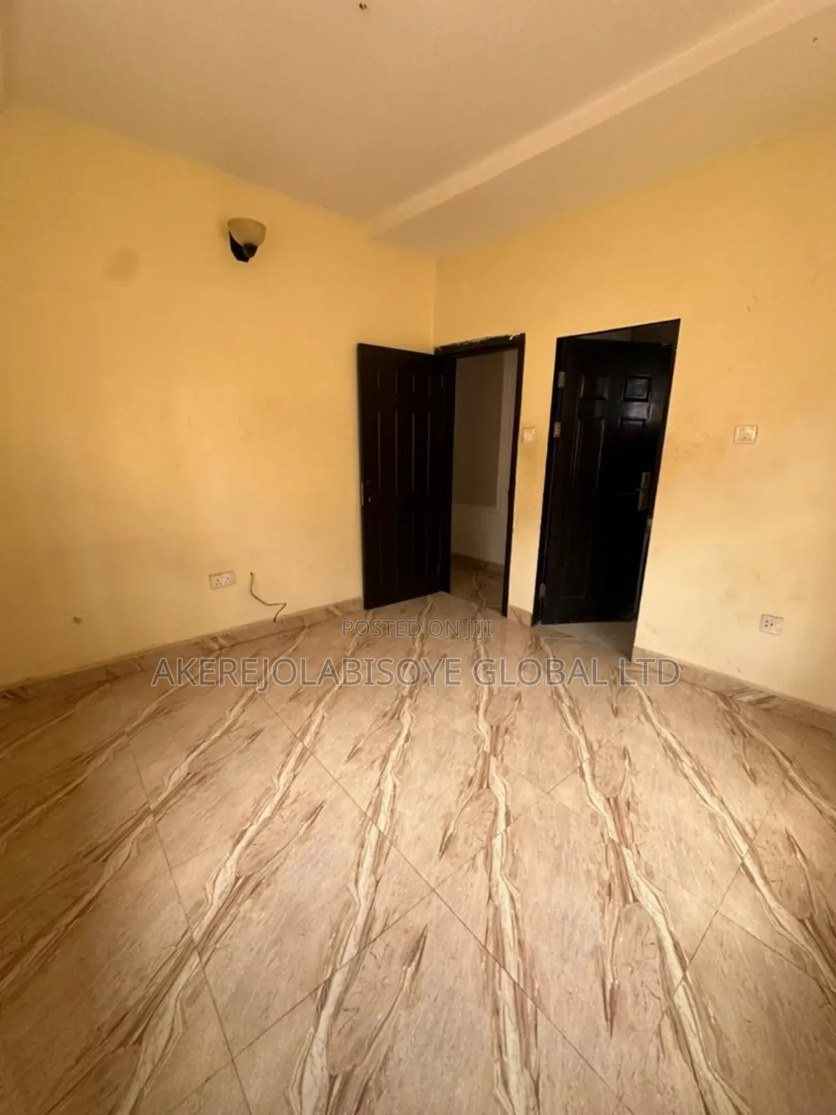3bdrm Bungalow in In An Estate Around for sale in Life Camp