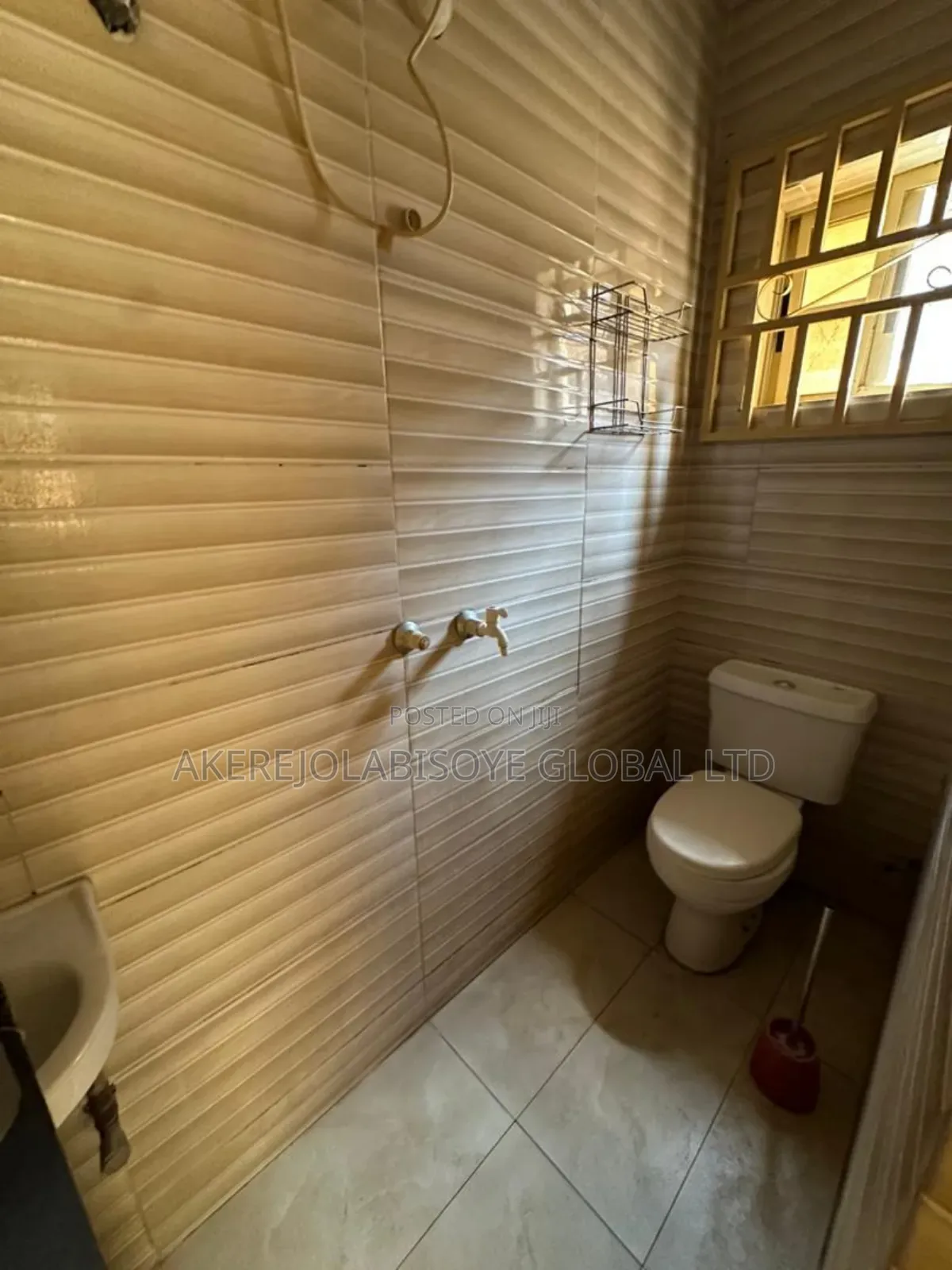 3bdrm Bungalow in In An Estate Around for sale in Life Camp