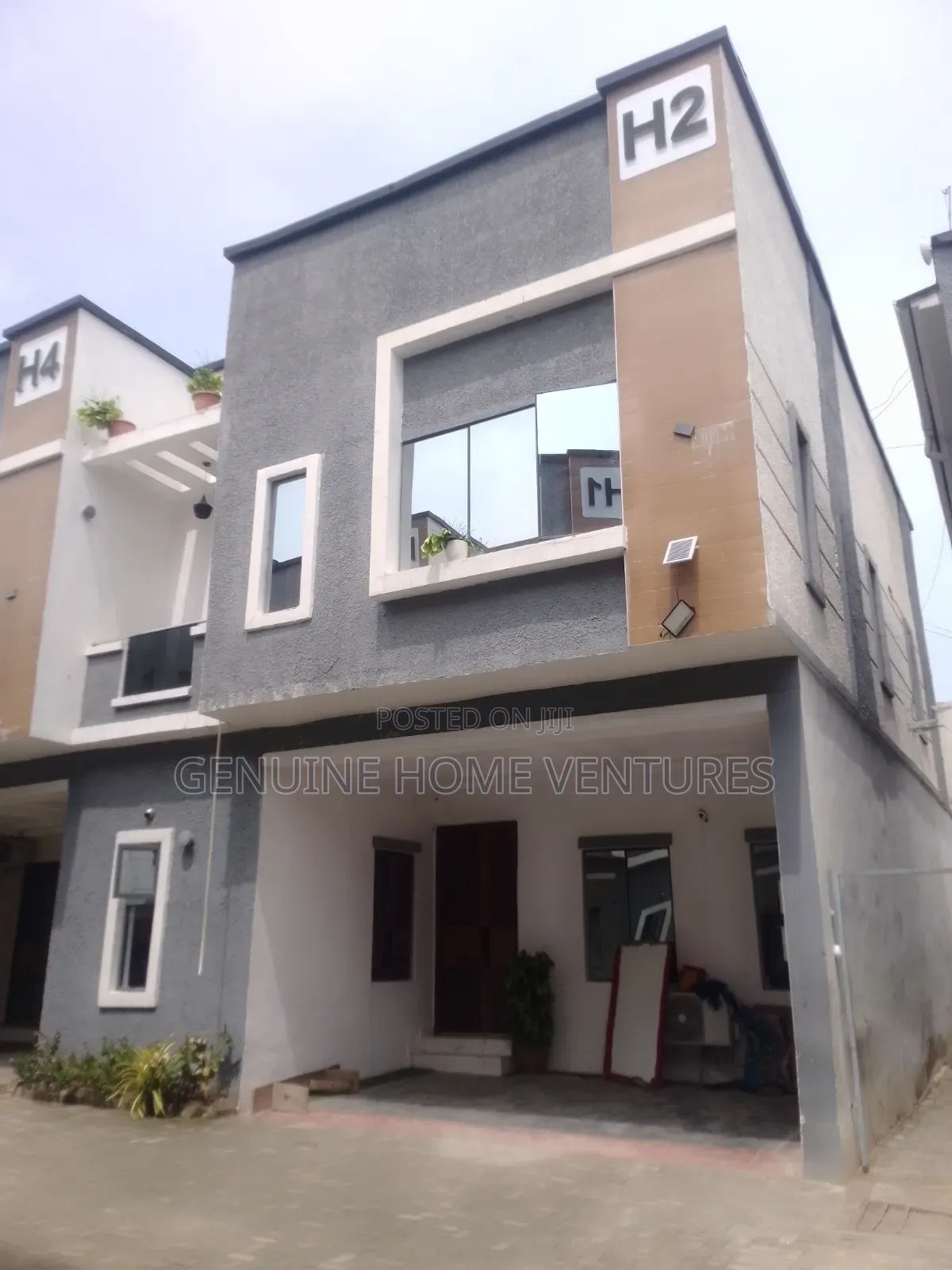 Furnished 4bdrm Duplex in Ikota Gra for sale in Ikota