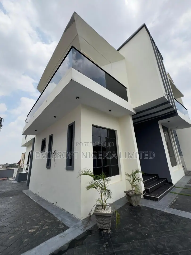 Furnished 4bdrm Duplex in Akobo for sale in Akobo