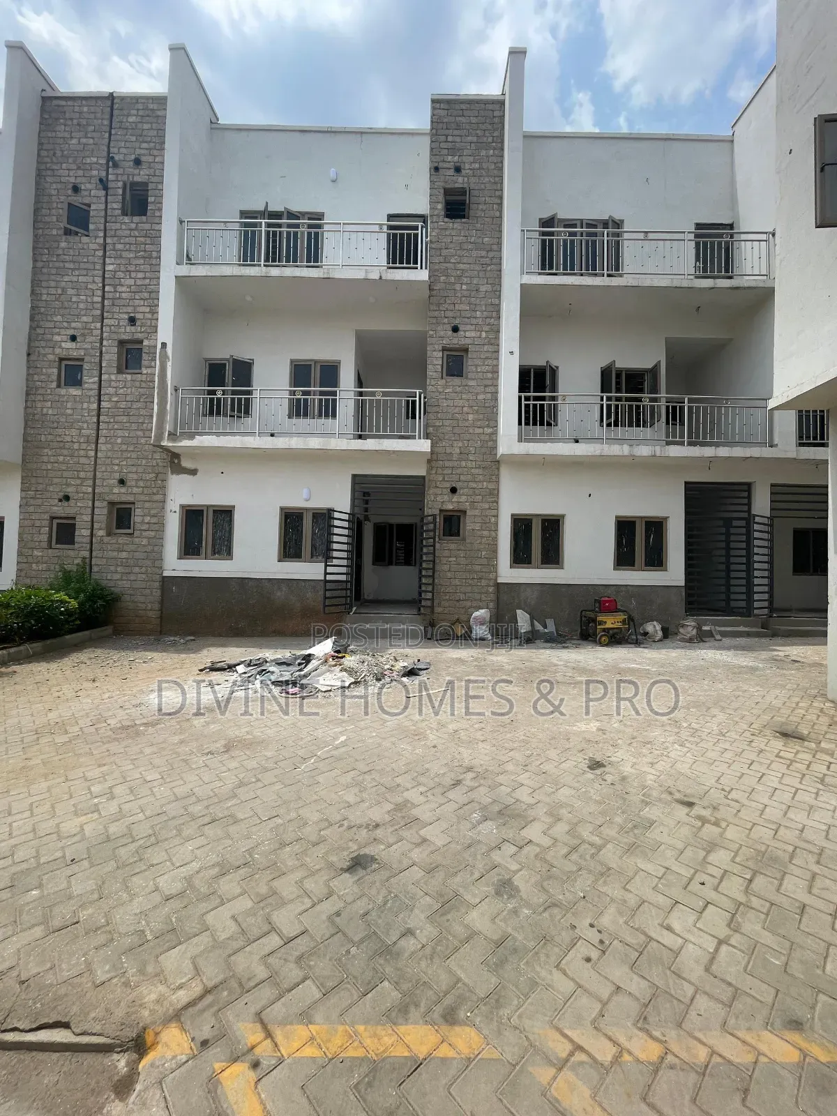 4bdrm Duplex in Dawaki for rent in Dawaki