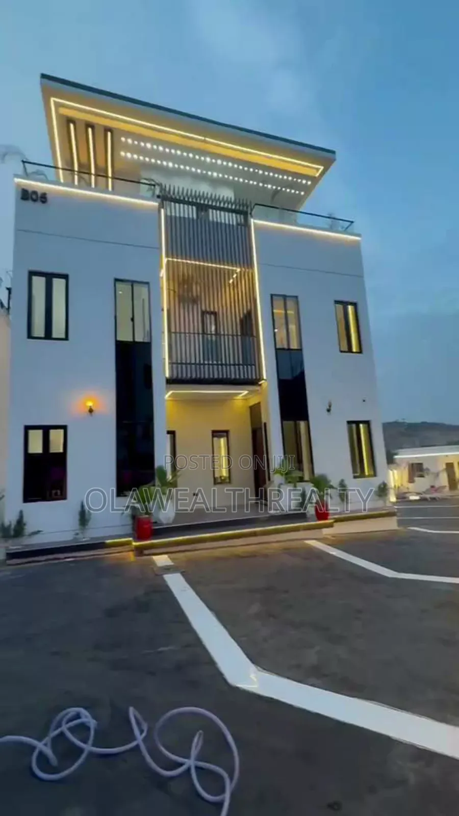 6bdrm Duplex in Guzape District for sale in Guzape District