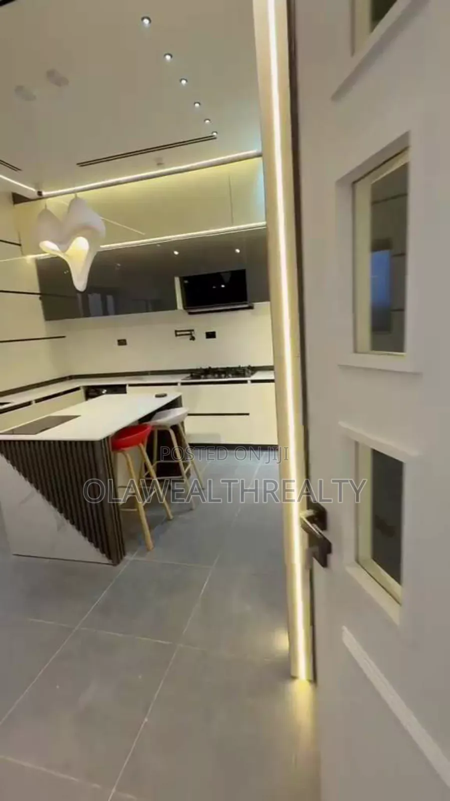 6bdrm Duplex in Guzape District for sale in Guzape District