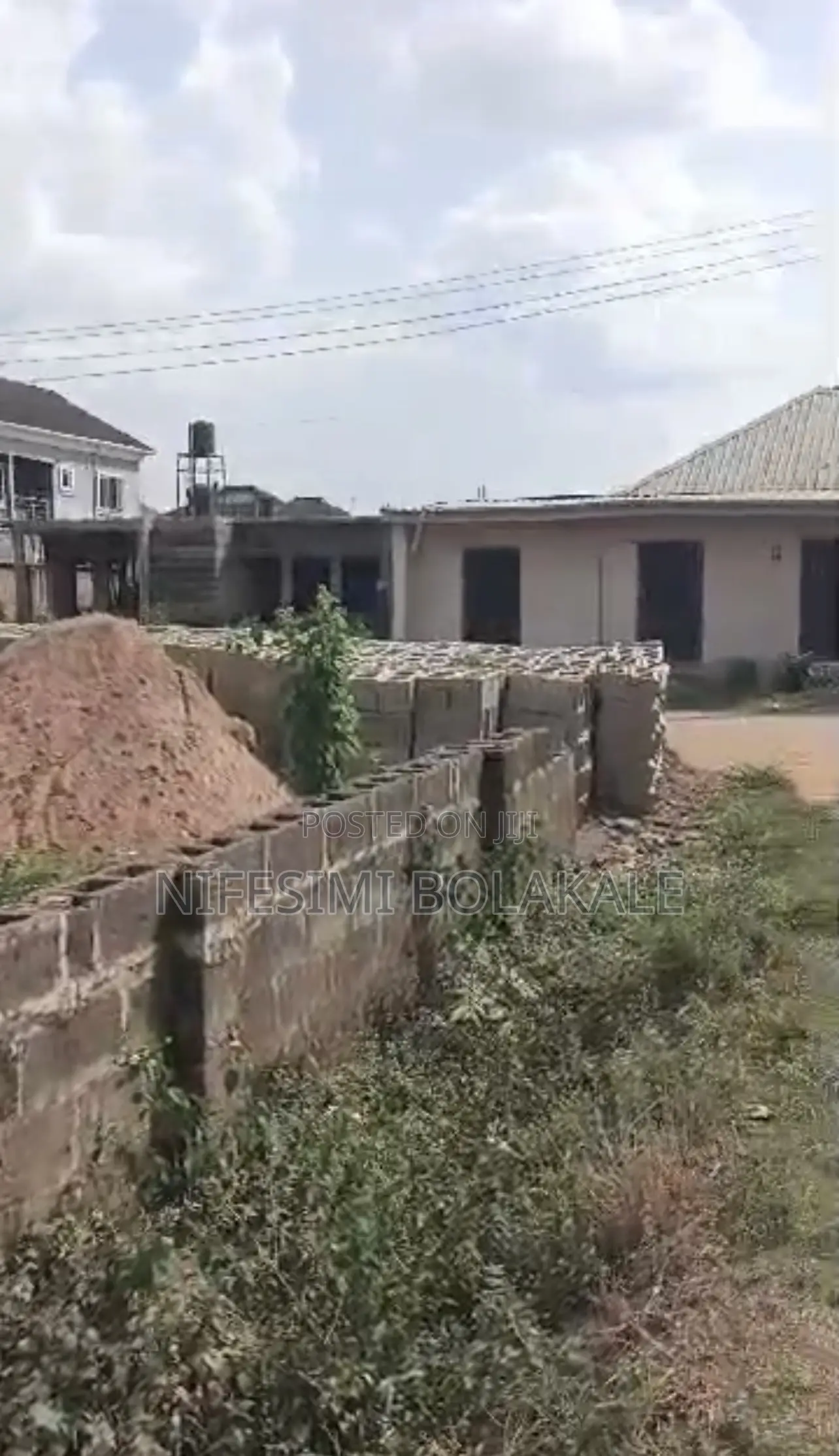 A Fenced Corner Piece Land at Akilapa Estate, Nihort, Jericho Exten. in Jericho