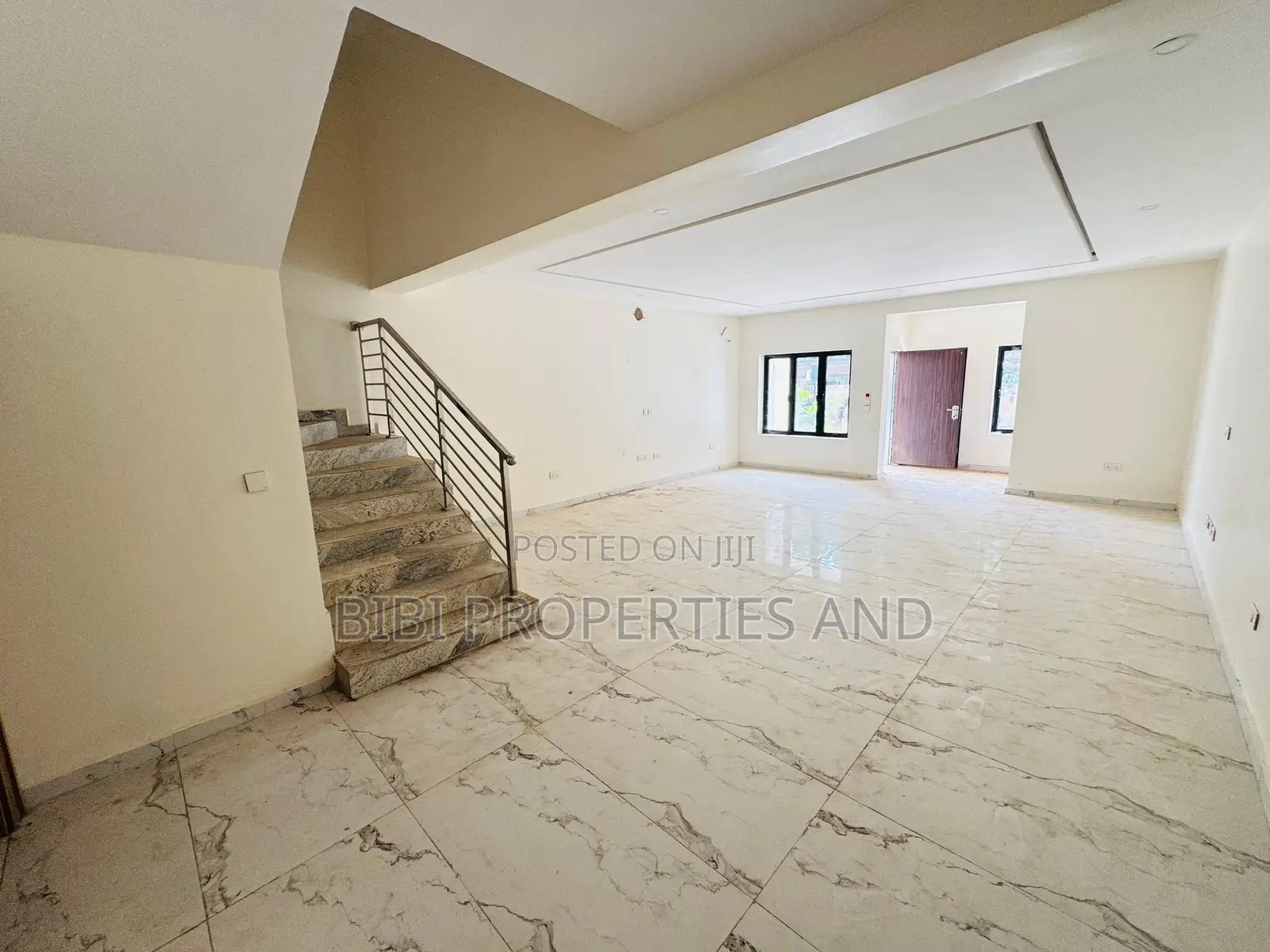 4bdrm Townhouse/Terrace in Kado for sale in Kado