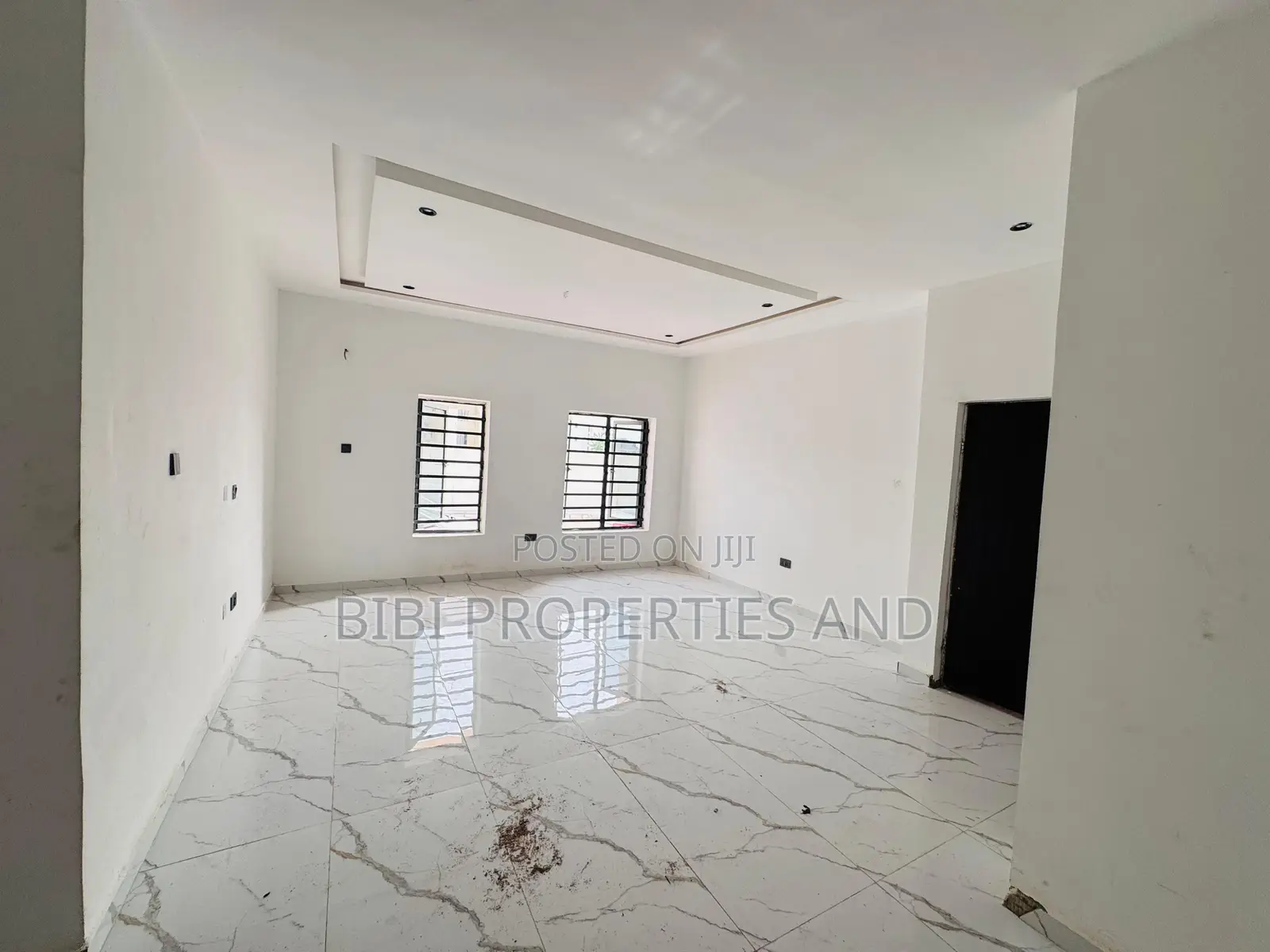 3bdrm Block of Flats in Jahi for sale in Jahi