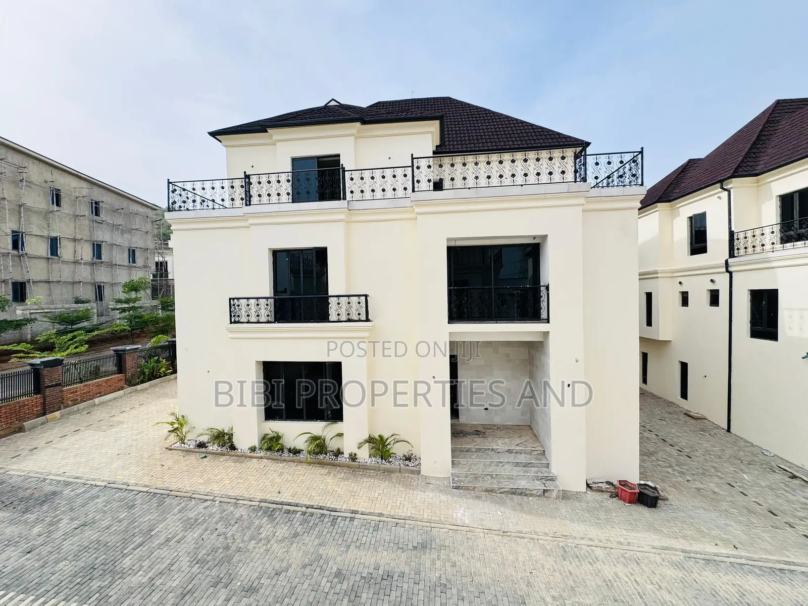 5bdrm Duplex in Katampe Extension for sale in Katampe Extension