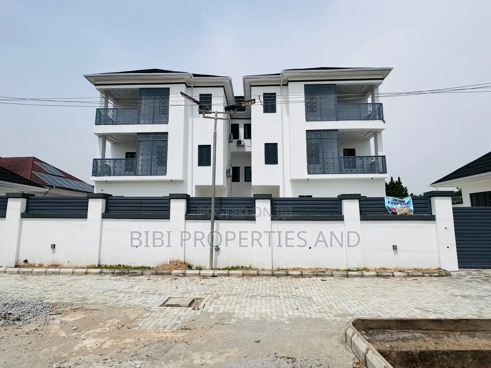 7bdrm Duplex in Kado for sale in Kado