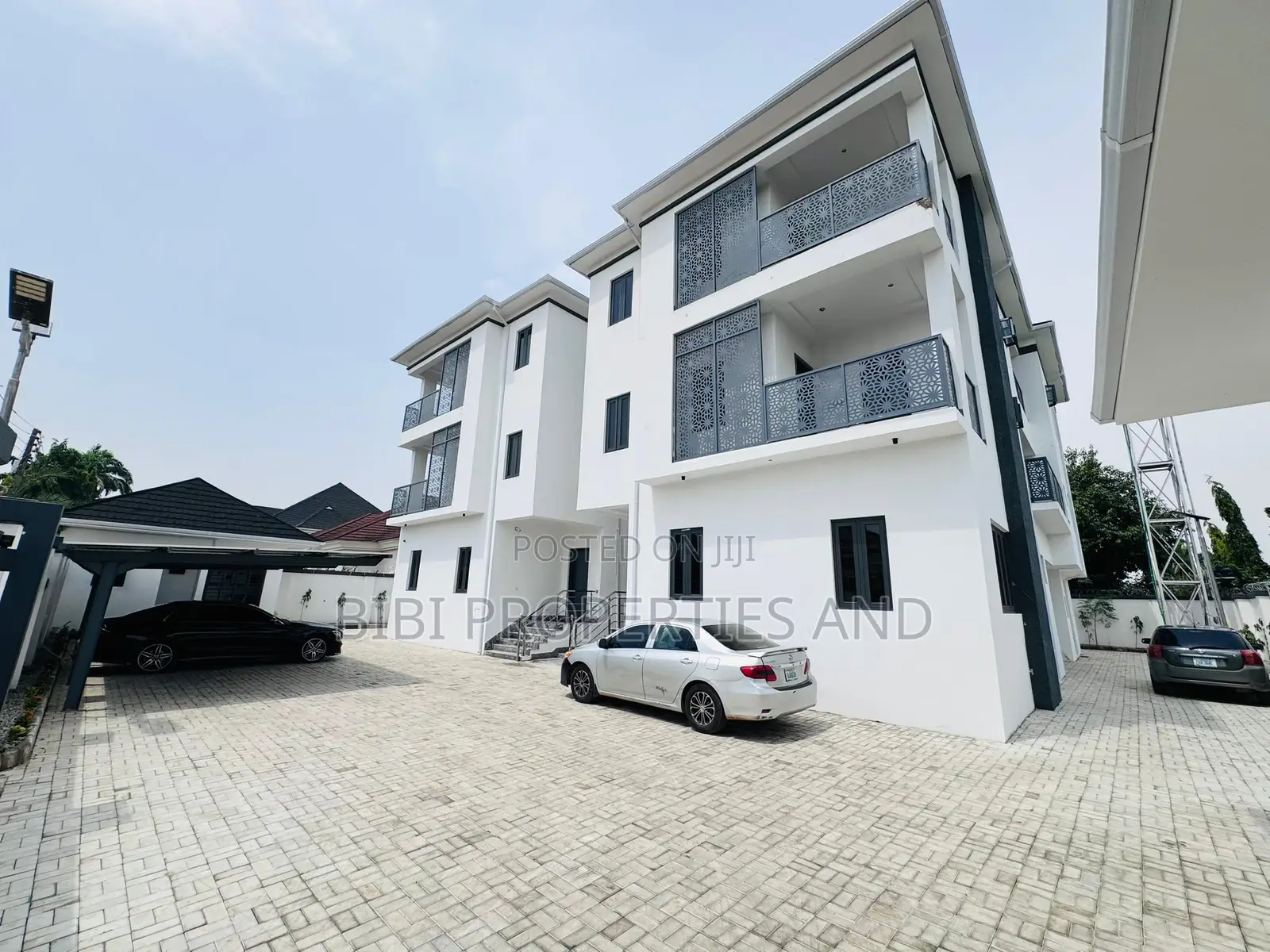 7bdrm Duplex in Kado for sale in Kado