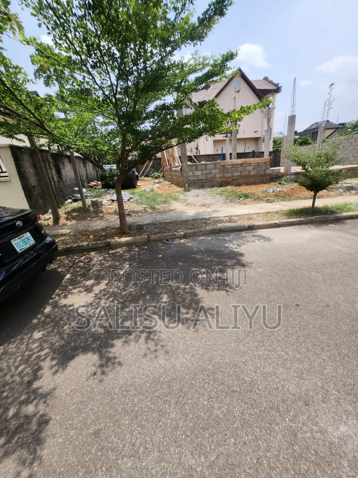Twin Duplex Land at Foundation Level, Galadimawa Tarred Road. in Galadimawa