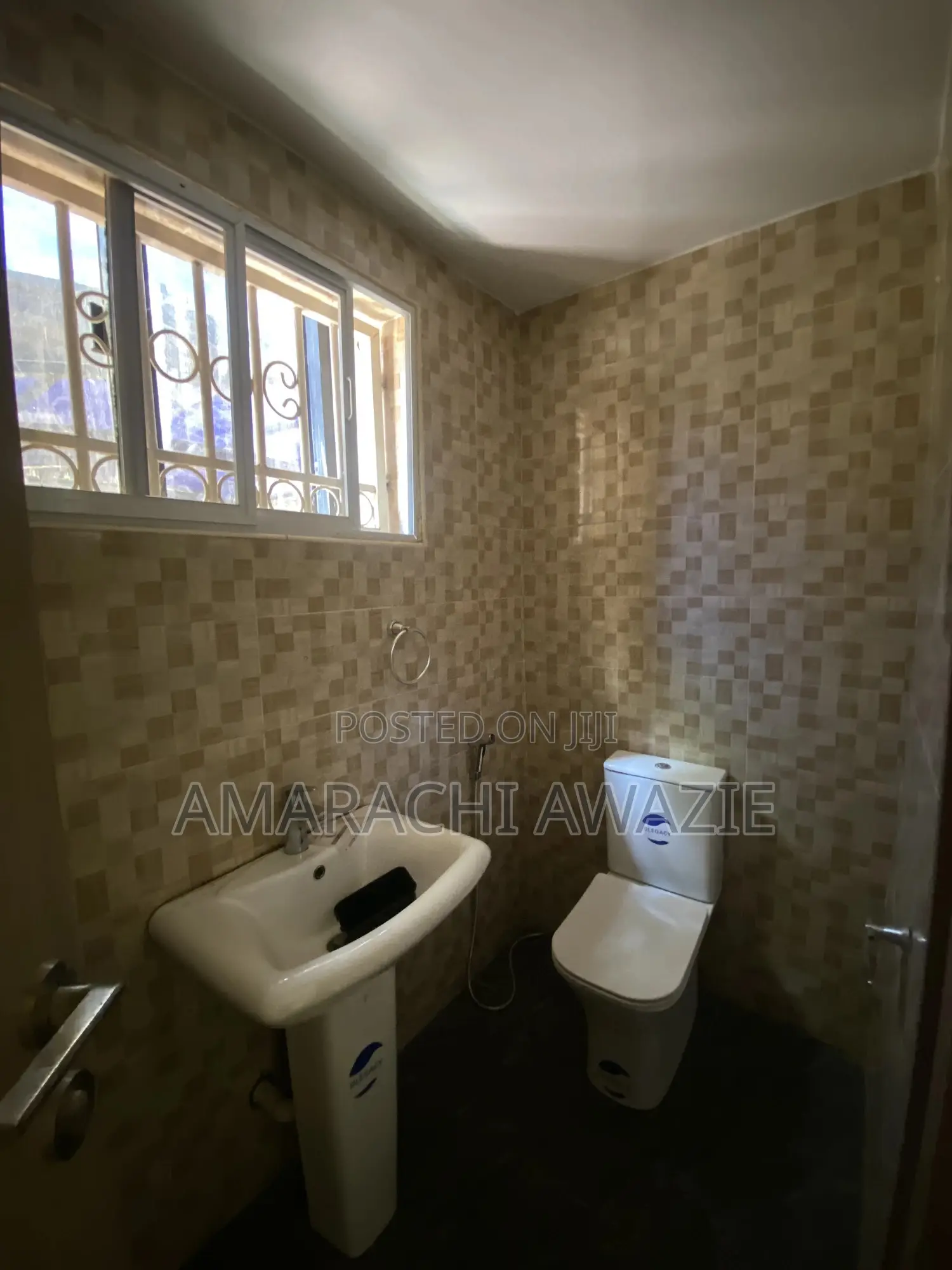 4bdrm Duplex in Pleasant Places, Apo Resettlement for rent in Apo Resettlement
