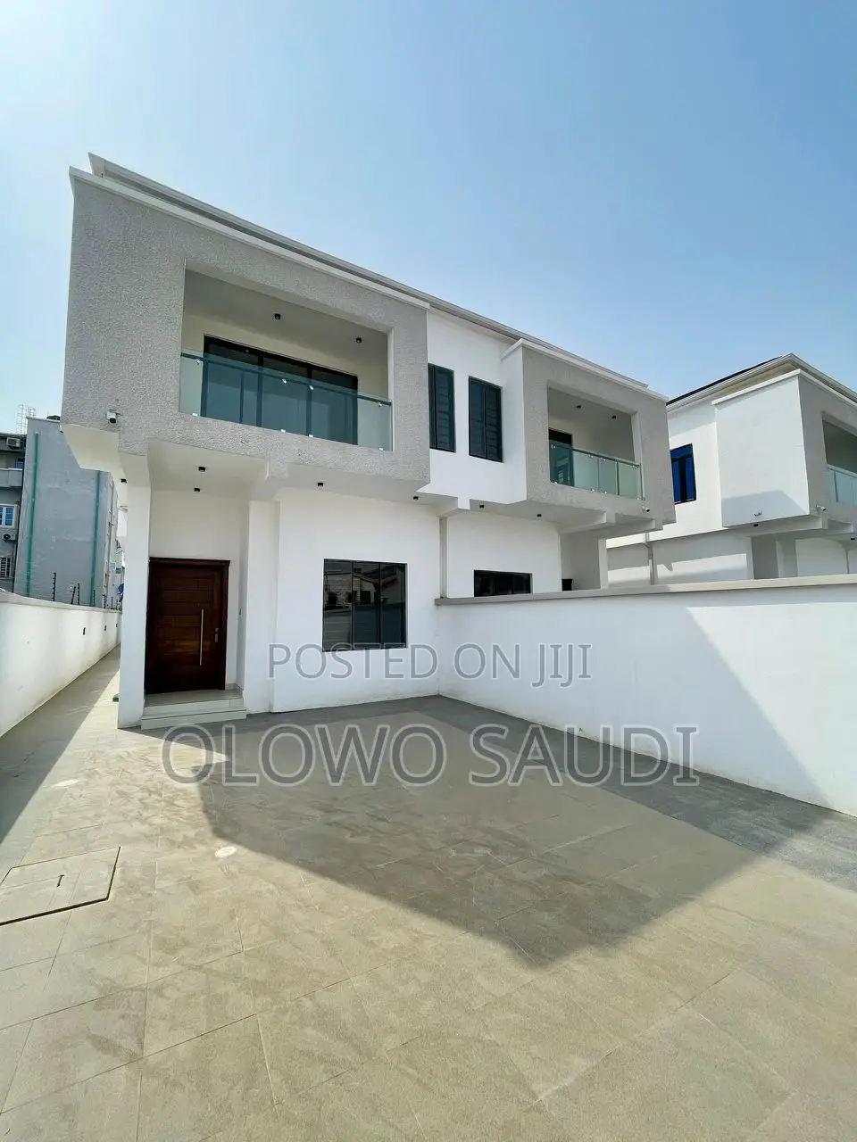 4bdrm Duplex in Ologolo for sale in Ologolo