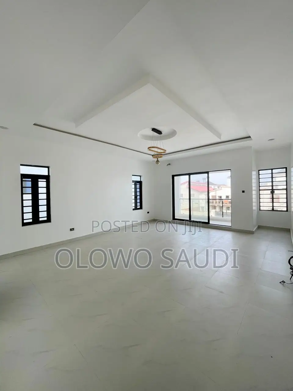 4bdrm Duplex in Ologolo for sale in Ologolo