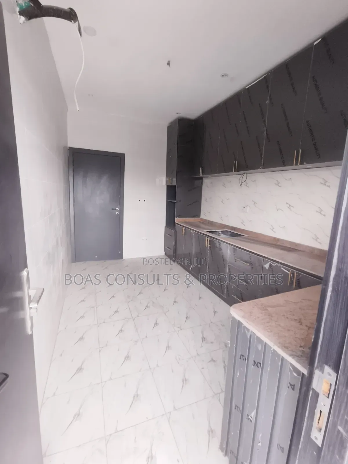 2bdrm Block of Flats in Ilaje / Lekki for rent in Ilaje / Lekki