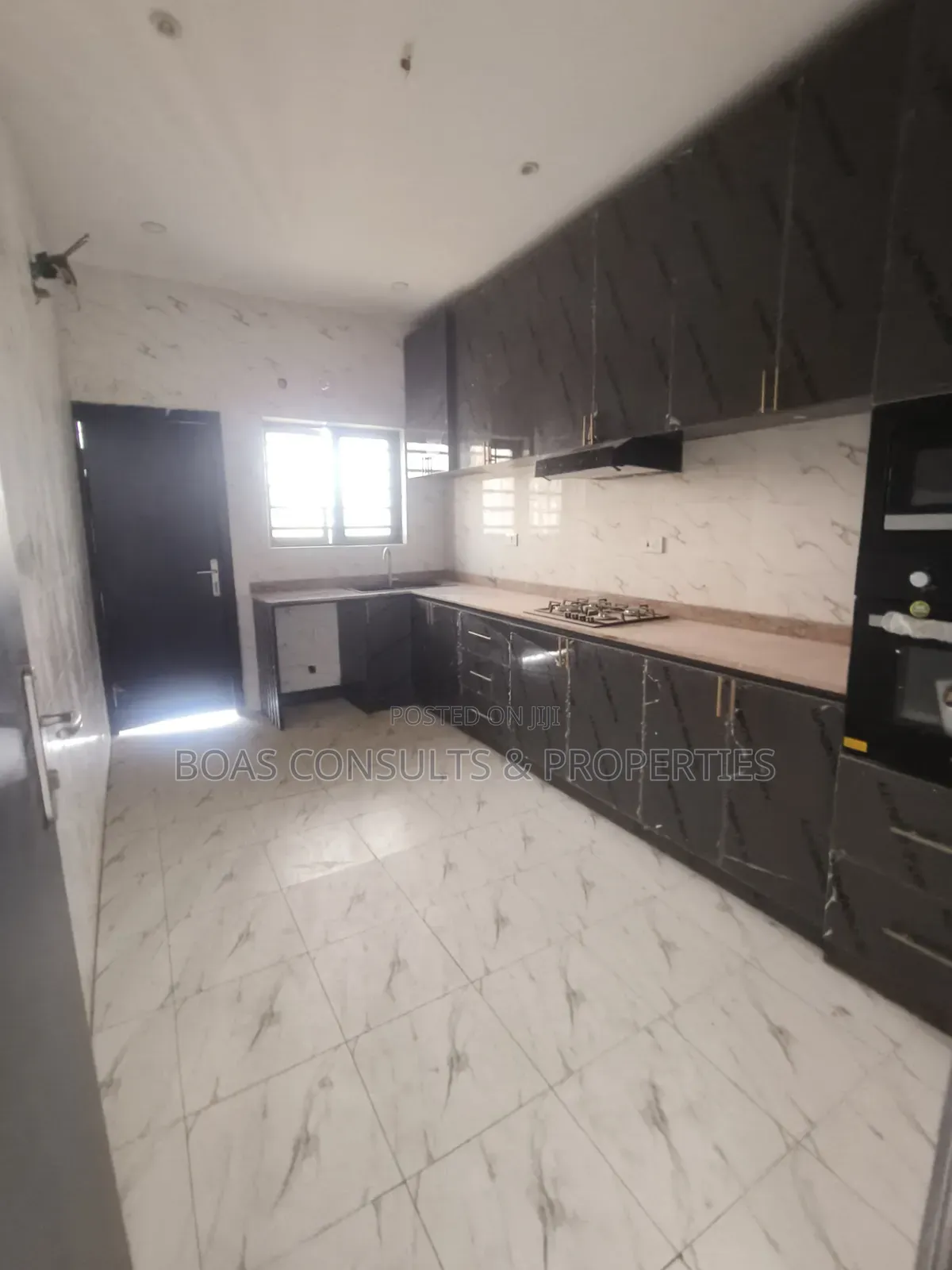 2bdrm Block of Flats in Ilaje / Lekki for rent in Ilaje / Lekki