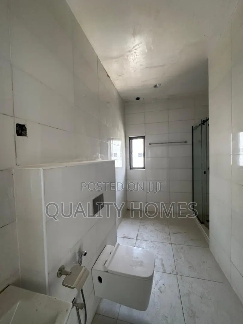 Furnished 20bdrm Mansion in Zone 2 / Wuse for sale in Zone 2 / Wuse
