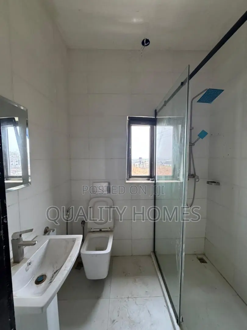 Furnished 20bdrm Mansion in Zone 2 / Wuse for sale in Zone 2 / Wuse