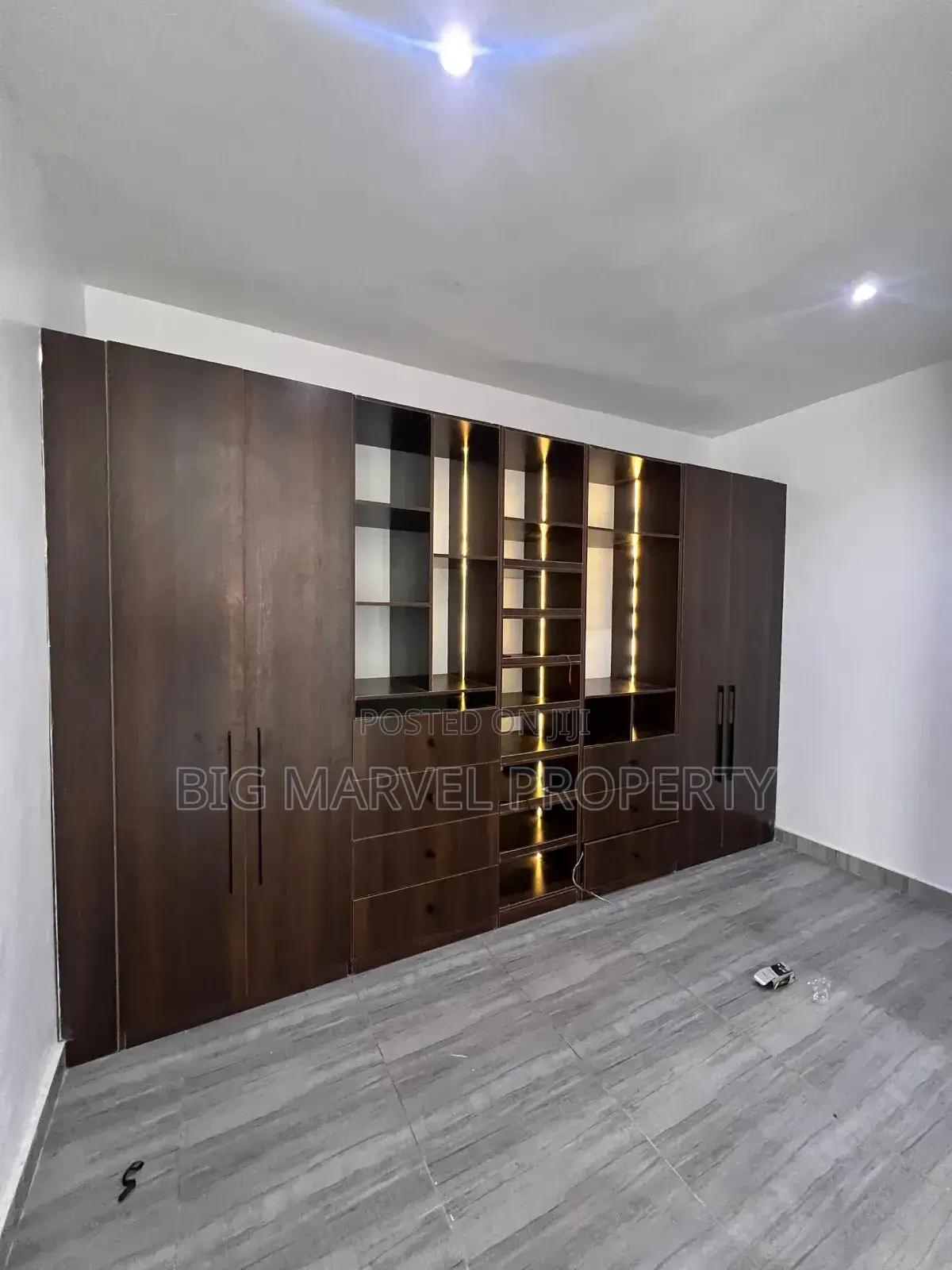 3bdrm Duplex in Ologolo Estate for rent in Ologolo