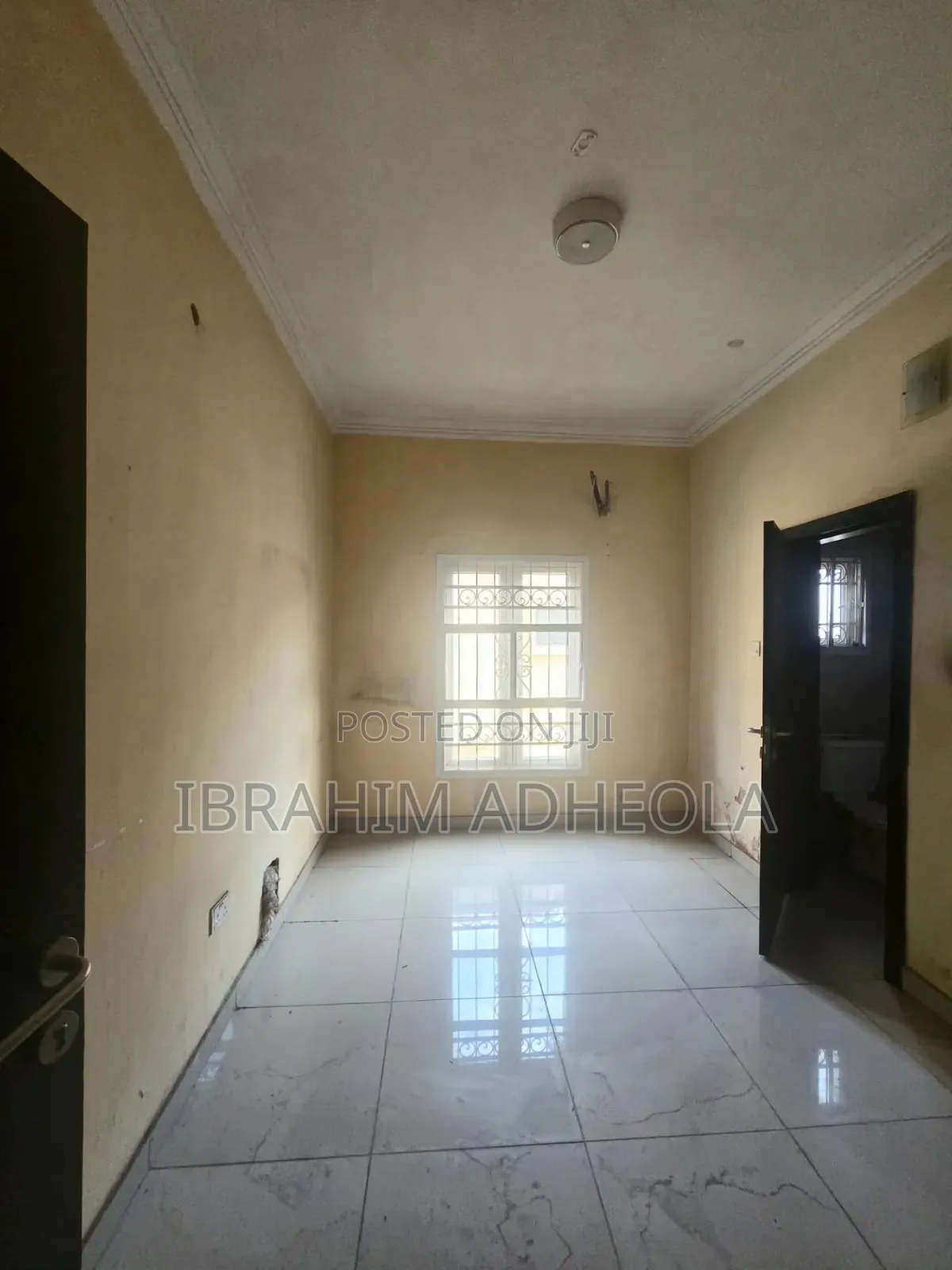 4bdrm Duplex in Maryland, Mende for sale in Mende