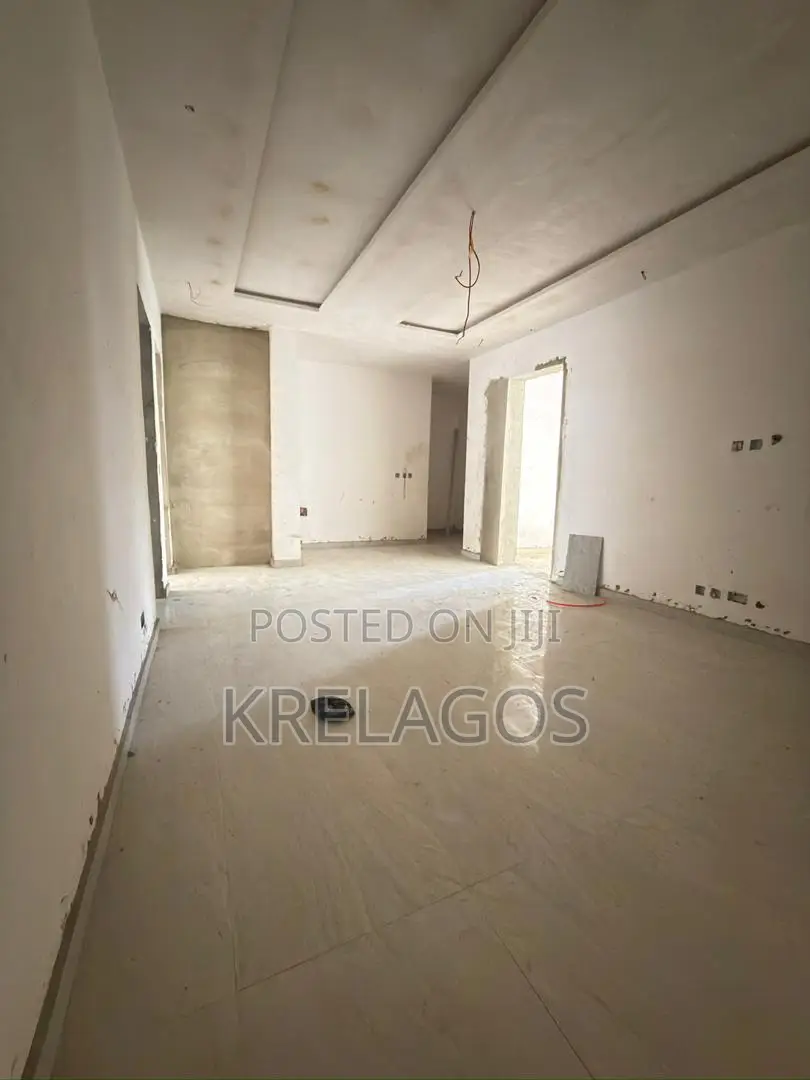 4bdrm Duplex in Ikate for sale in Ikate