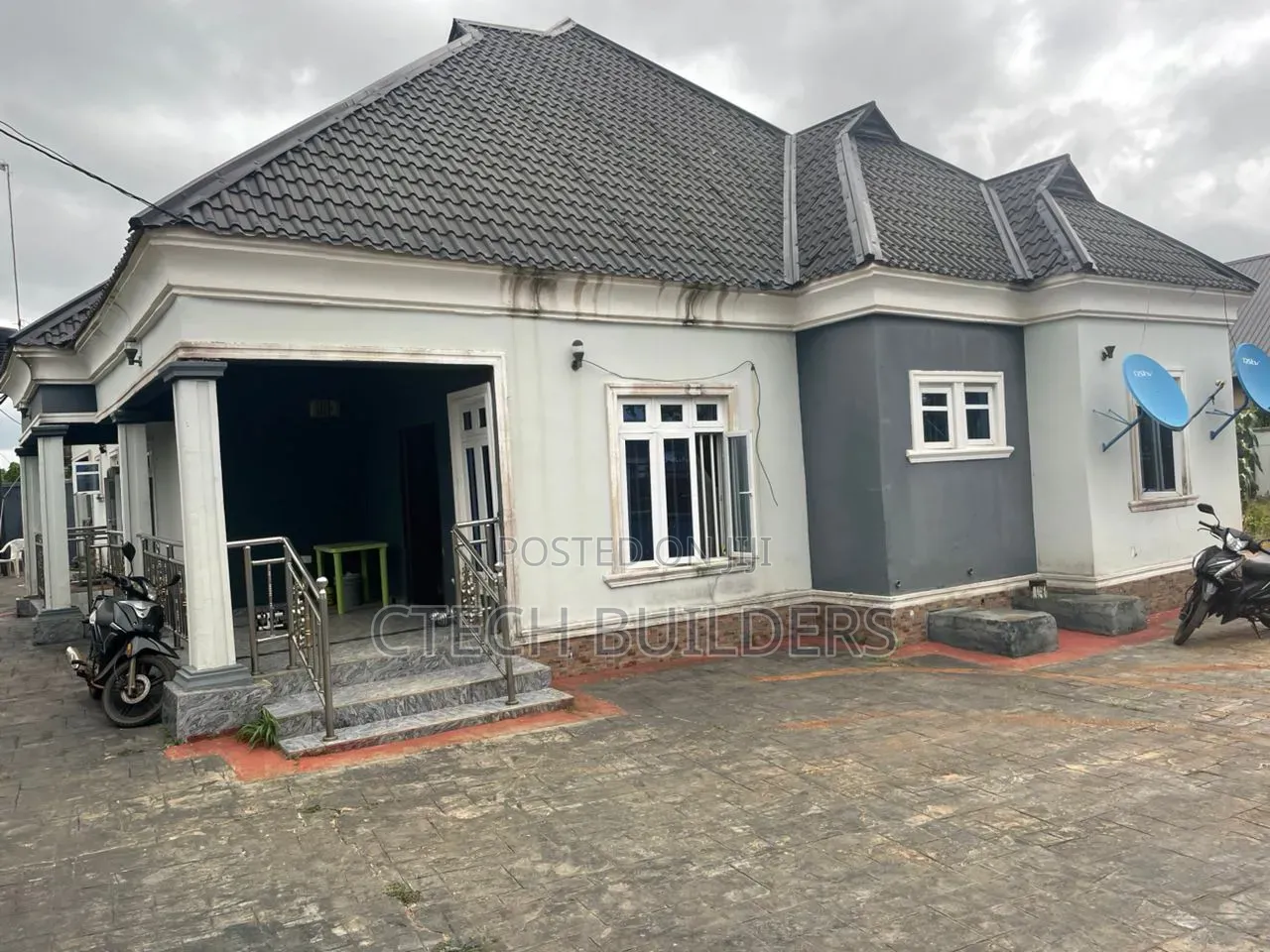 4bdrm Bungalow in Benin City for sale in Benin City