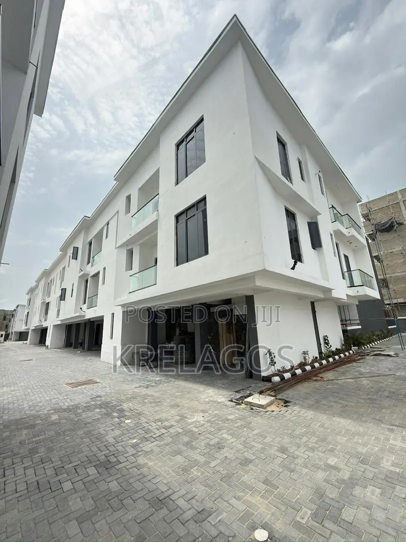2bdrm Apartment In Ikate For Sale in Ikate