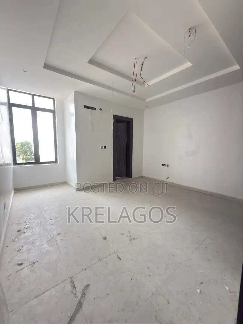 2bdrm Apartment In Ikate For Sale in Ikate