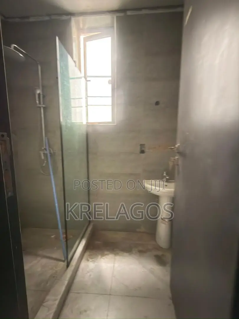 2bdrm Apartment In Ikate For Sale in Ikate