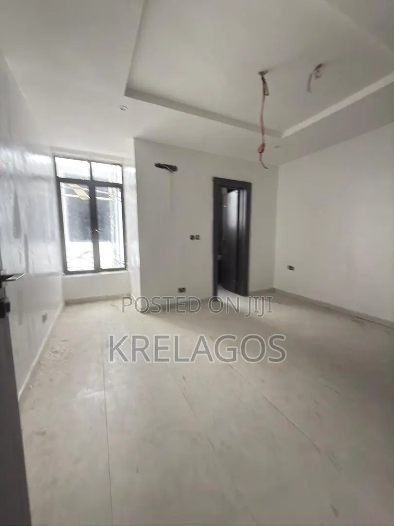 2bdrm Apartment In Ikate For Sale in Ikate
