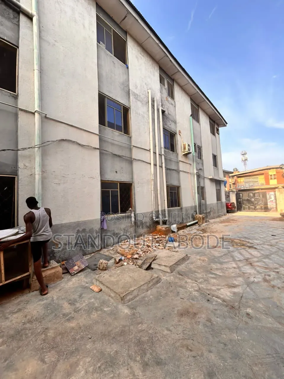 2bdrm Block of Flats in Good Location, Ketu-Alapere for sale in Ketu-Alapere