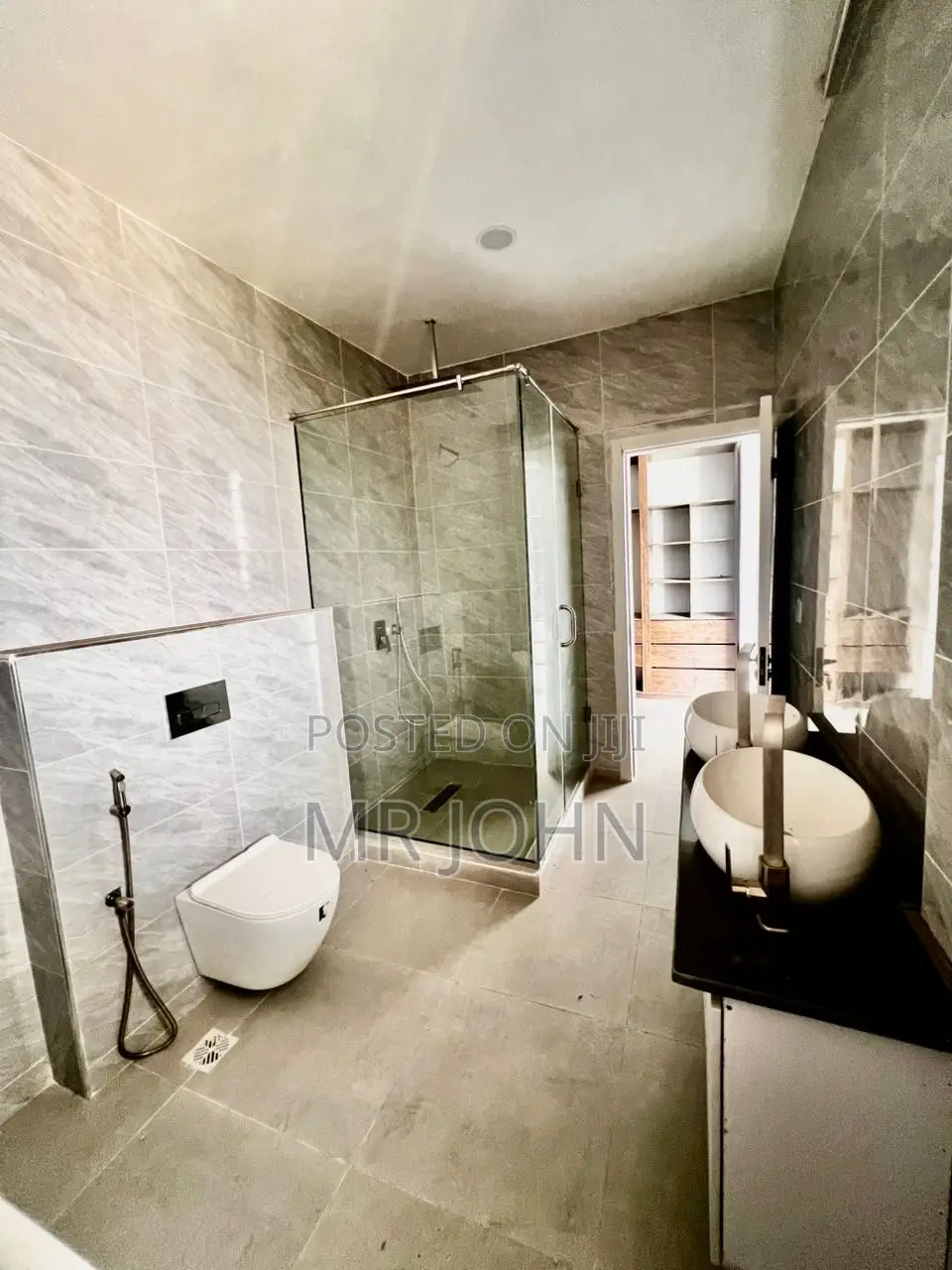 4bdrm House in Ologolo Big Marvel, Lekki for sale in Lekki