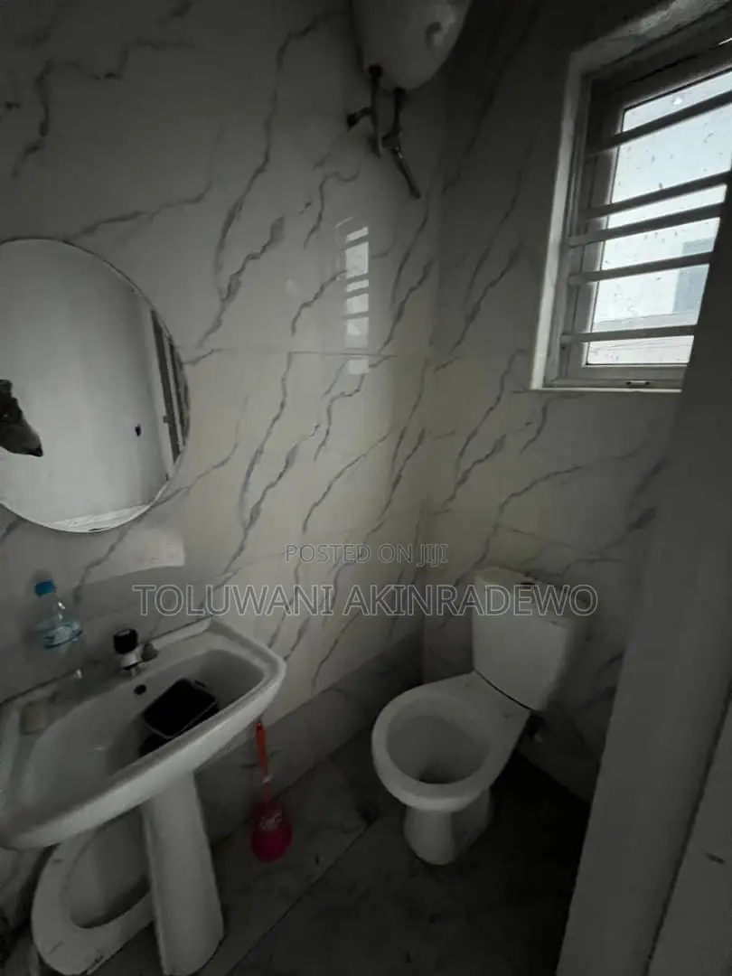 Mini Flat in Orchid Road Lekki for rent in Lekki Expressway