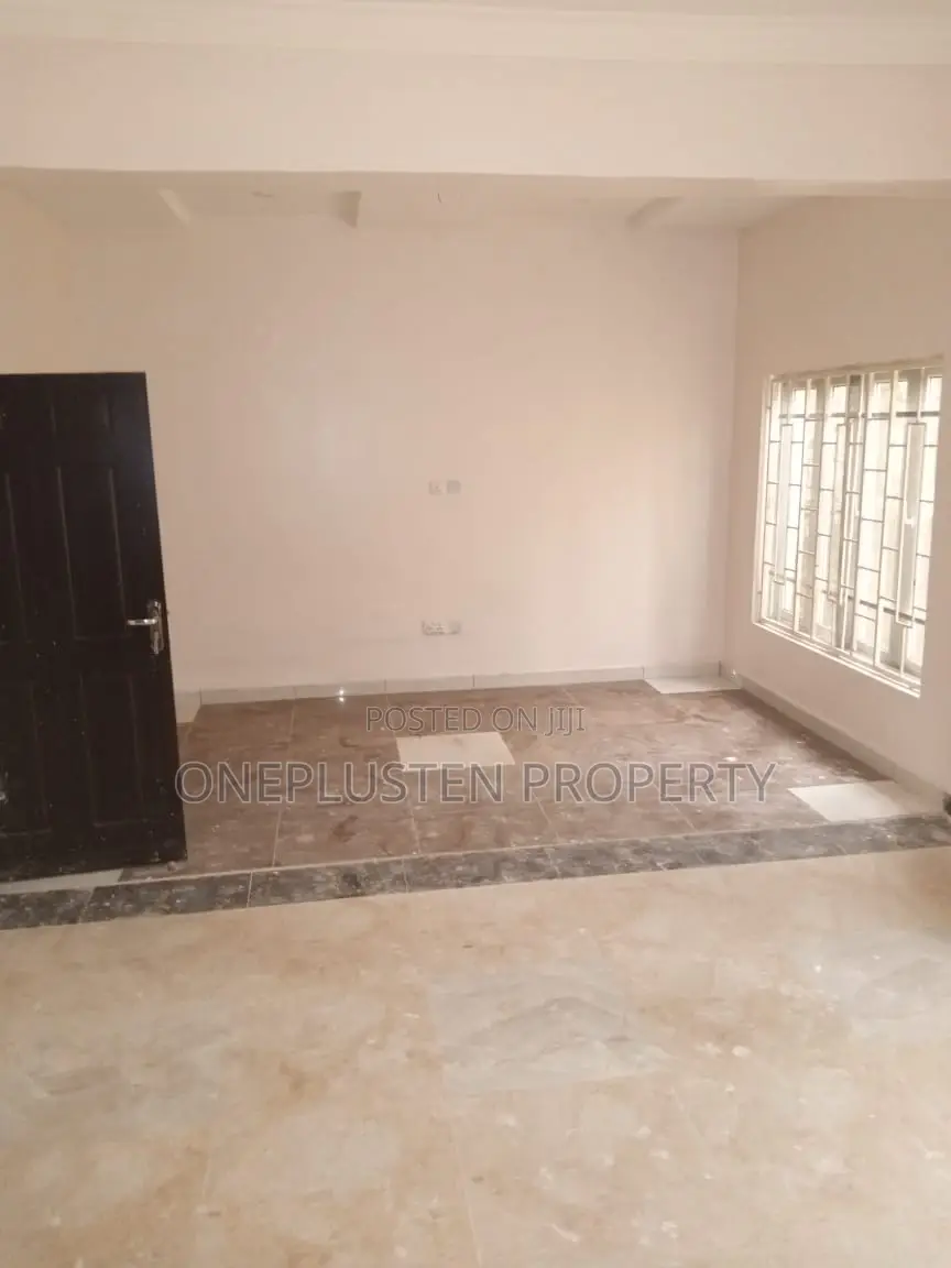 4bdrm Bungalow in Zone 6 / Wuse for sale in Zone 6 / Wuse