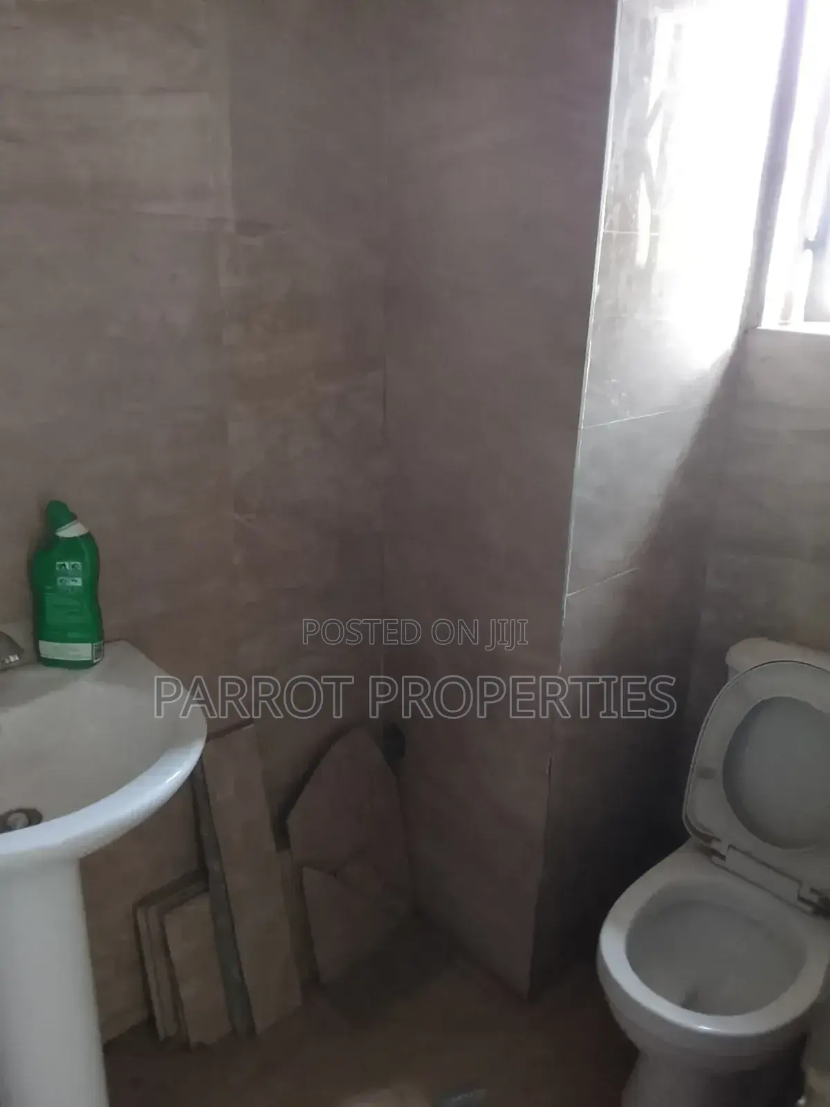 Standard Office / Shop Space at Gwarimpa Main in Life Camp